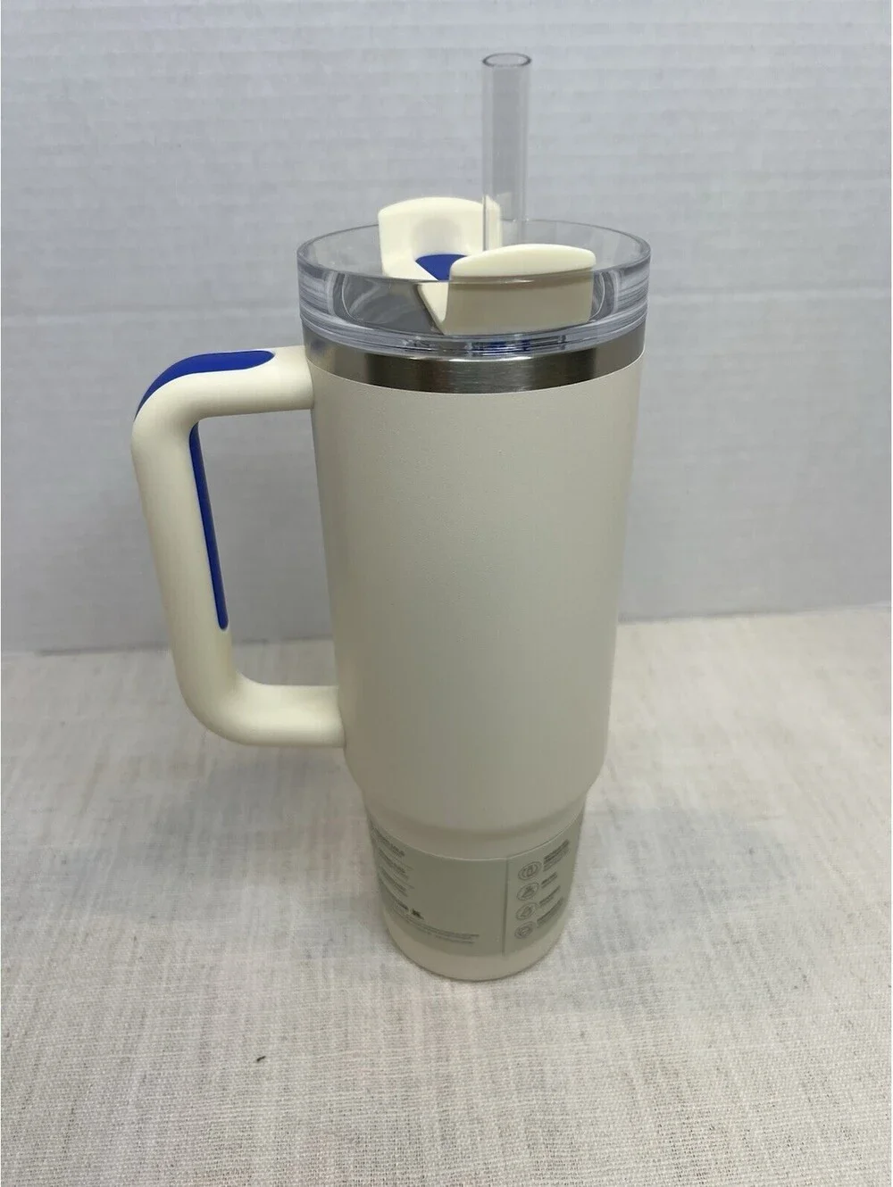Stanley Quencher FlowState 30 oz Tumbler w/ Handle Lid Straw Cream/Blue